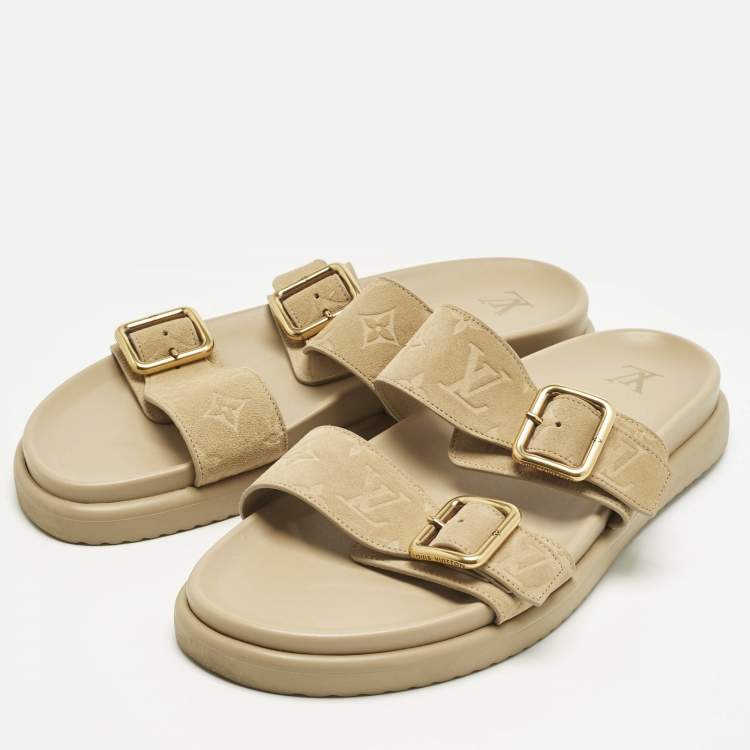 Pre Owned Louis Vuitton Beige Monogram Suede Bom Dia Flat Slide Sandals Size 45