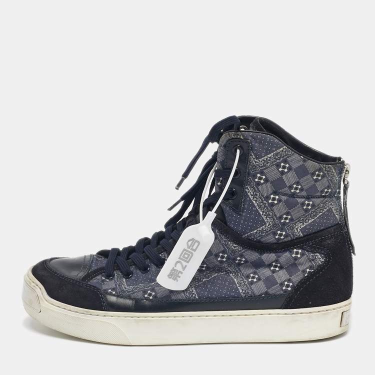مملوكة مسبقًا Louis Vuitton Blue Canvas and Leather Speaker High Top Sneakers Size 40