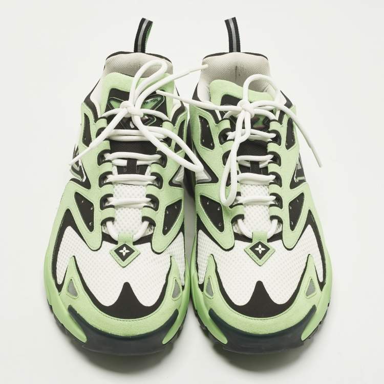 Pre Owned Louis Vuitton LV Runner Tatic Size 42 Green Mesh and Suede Low Top Sneakers