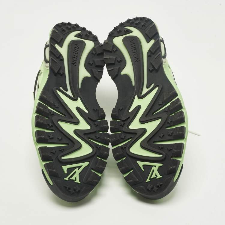 Pre Owned Louis Vuitton LV Runner Tatic Size 42 Green Mesh and Suede Low Top Sneakers