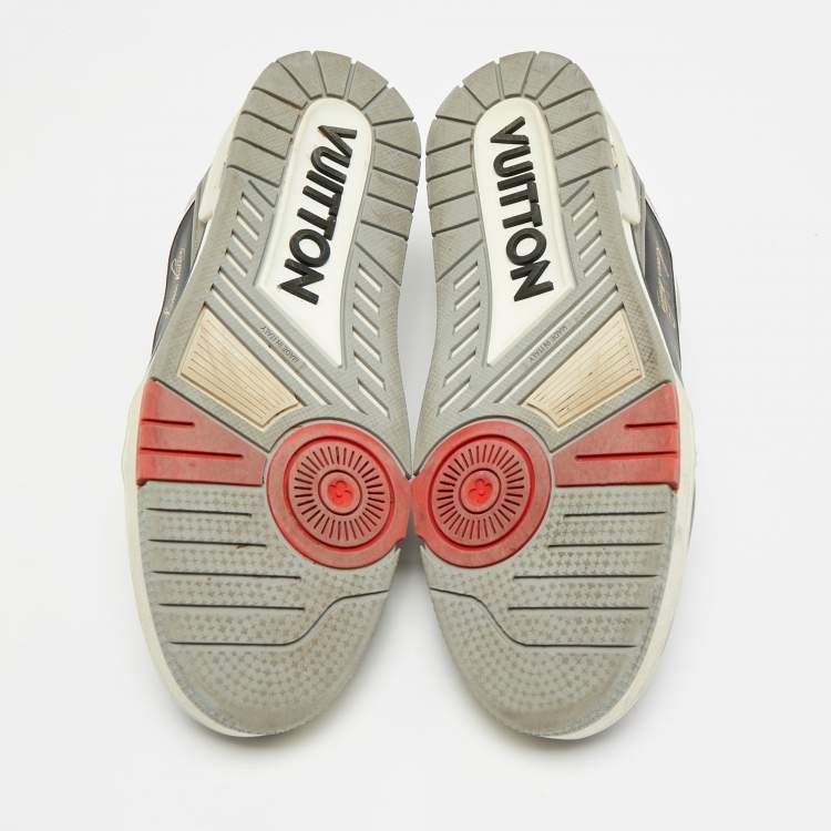 Pre Owned Louis Vuitton LV Trainer Size 41.5 GreyBlack Leather Lace Up Sneakers