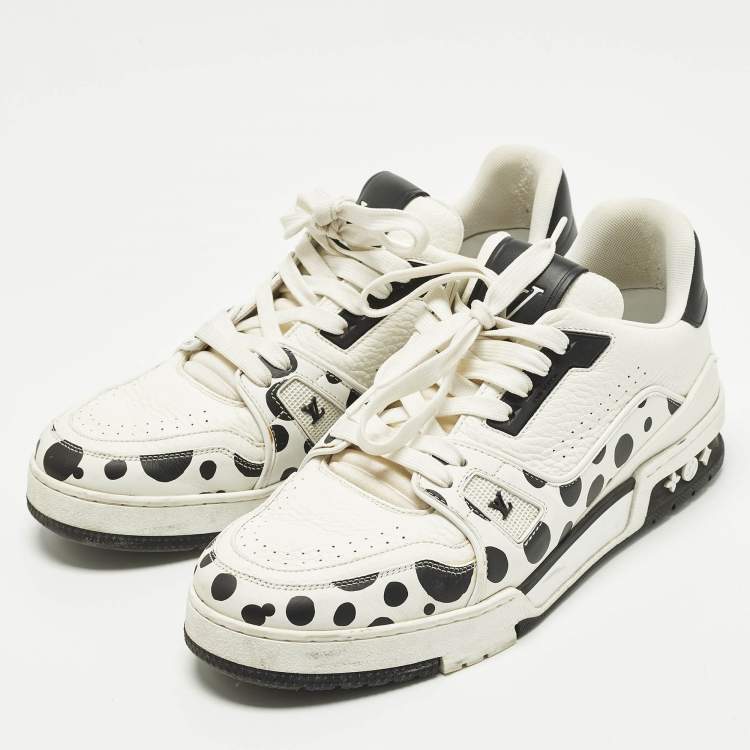 Pre Owned Louis Vuitton LV Trainer Size 42 White/Black Leather Lace Up Sneakers