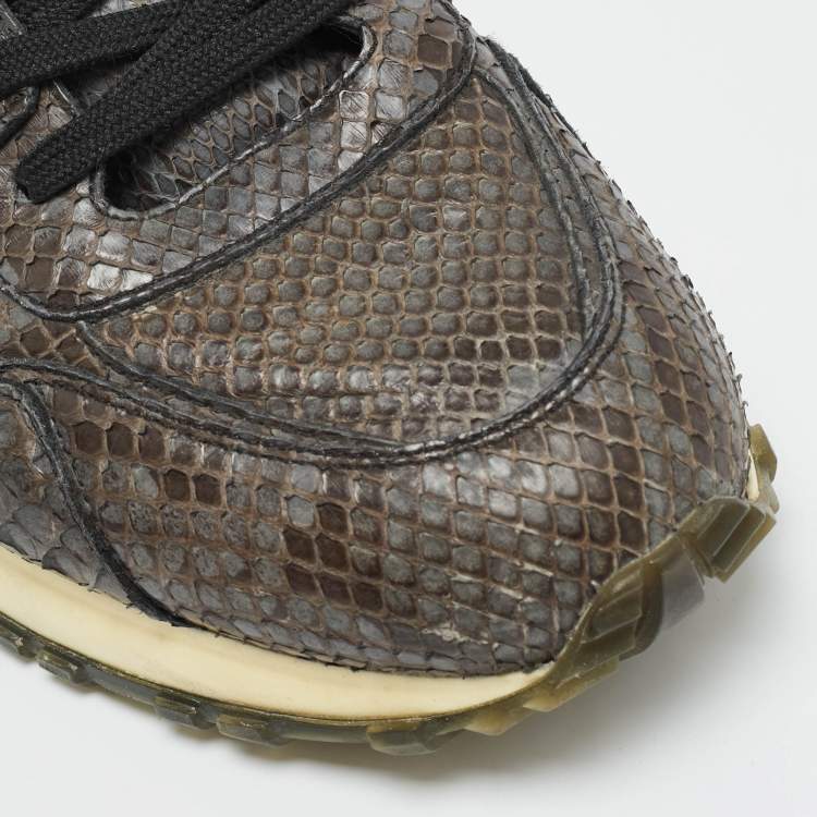 Pre Owned Louis Vuitton Run Away Size 41 Grey/Brown Python Leather Low Top Sneakers