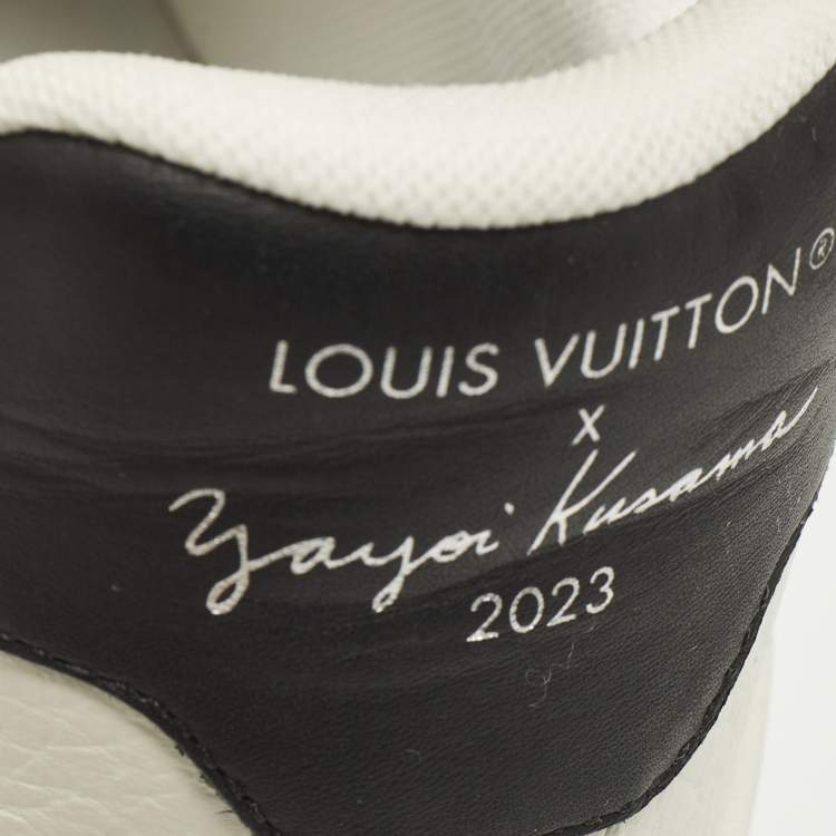 Pre Owned Louis Vuitton LV Trainer Size 42 White/Black Leather Lace Up Sneakers