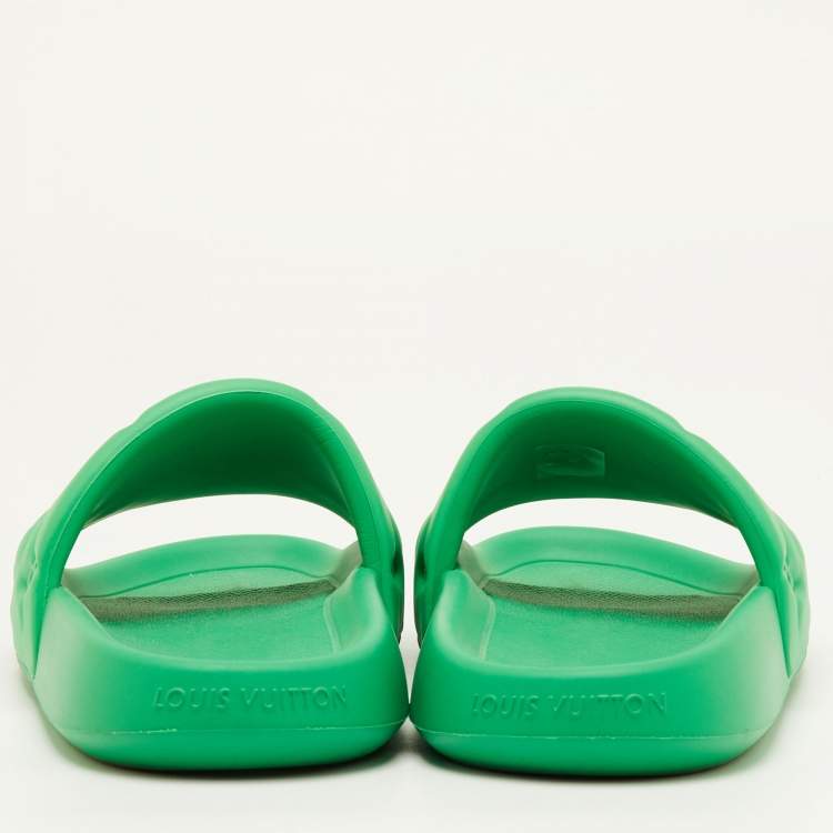 Pre Owned Louis Vuitton Waterfront Size 41 Green Monogram Rubber Pool Slide Sandals