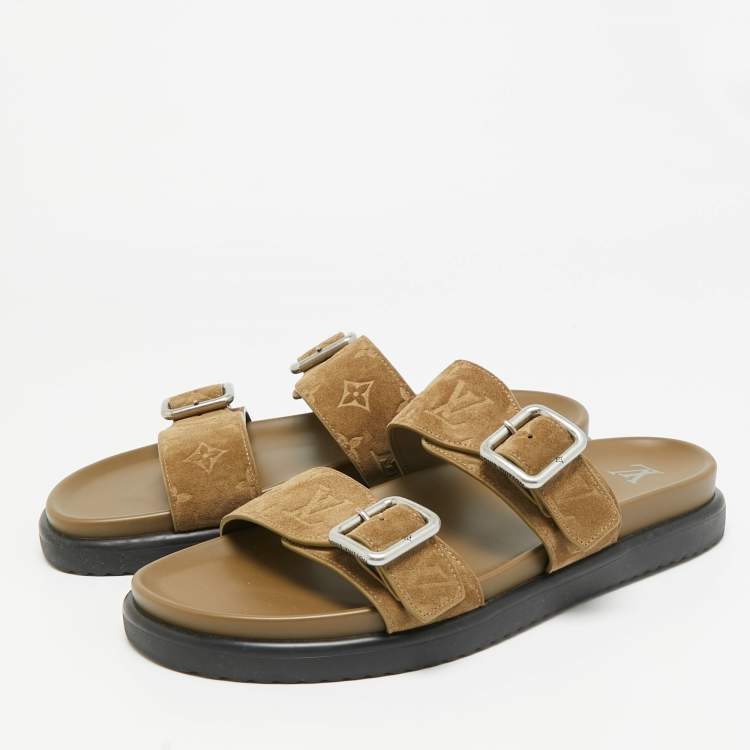 Pre Owned Louis Vuitton Bom Dia Size 45 Green Suede Slide Sandals