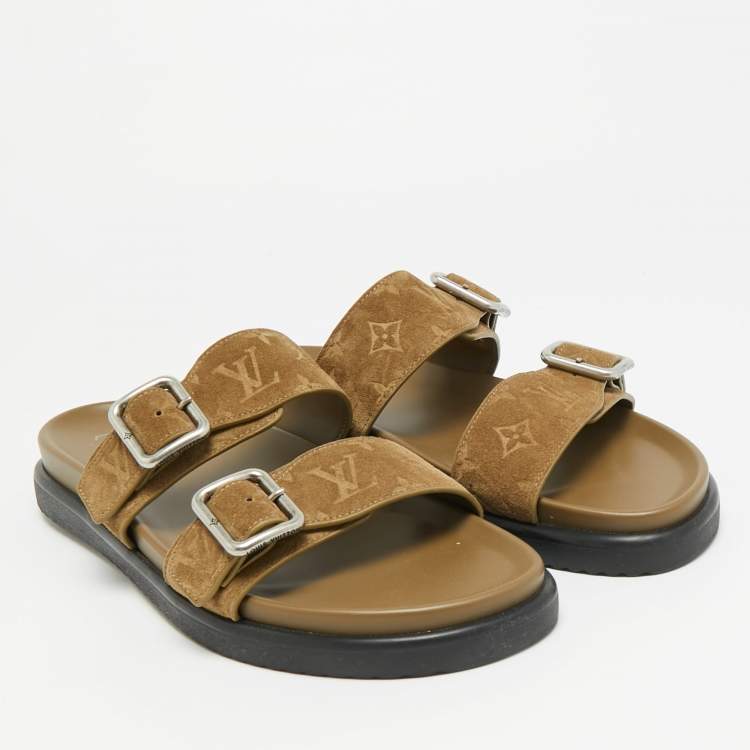 Pre Owned Louis Vuitton Bom Dia Size 45 Green Suede Slide Sandals