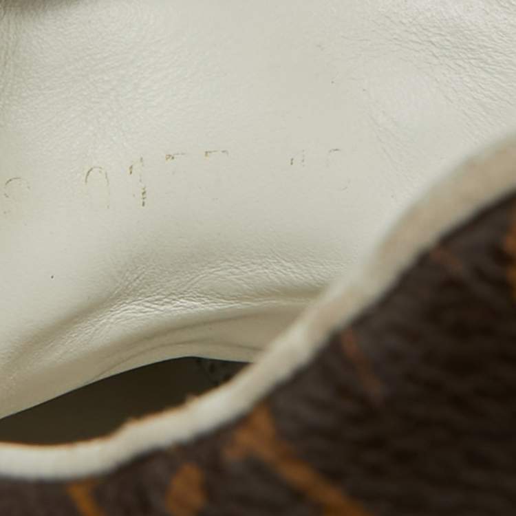 Pre Owned Louis Vuitton White/Brown Leather and Monogram Canvas Low Top Sneakers 