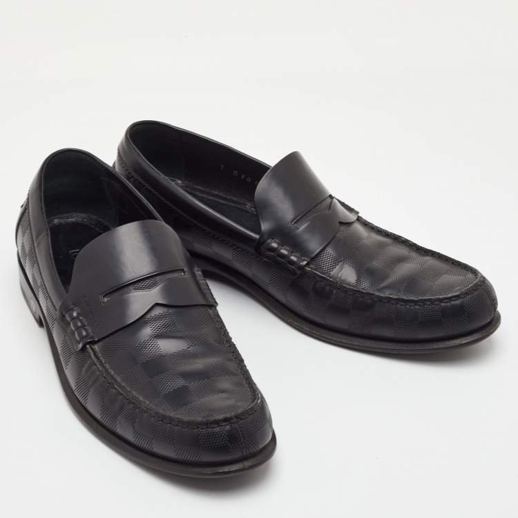 مملوكة مسبقًا Louis Vuitton Damier Infini Embossed Outline Size 41 Black Leather Loafers