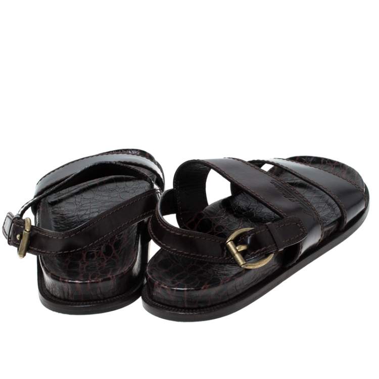 مملوكة مسبقًا Louis Vuitton Brown Croc Leather Flat Sandals Size 43