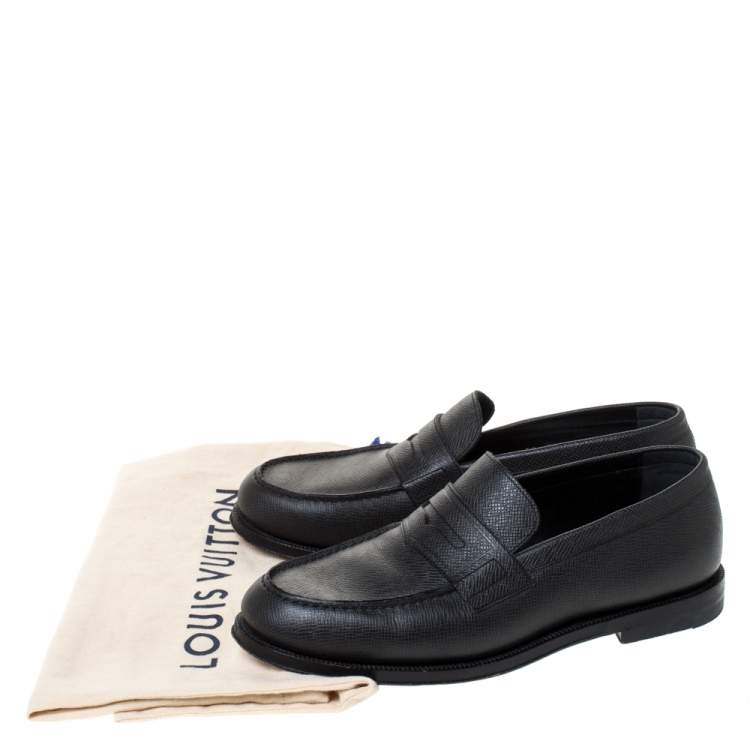 Pre Owned Louis Vuitton Black Textured Leather Penny Loafers Size 40