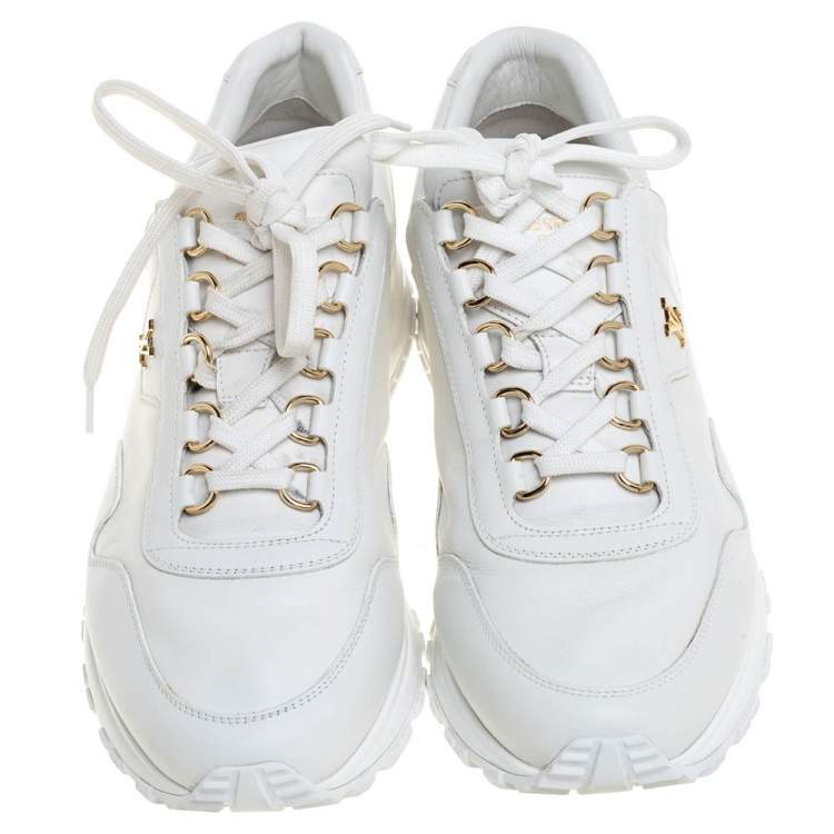 Pre Owned Louis Vuitton White Leather Run Away Low Top Sneakers Size 40.5