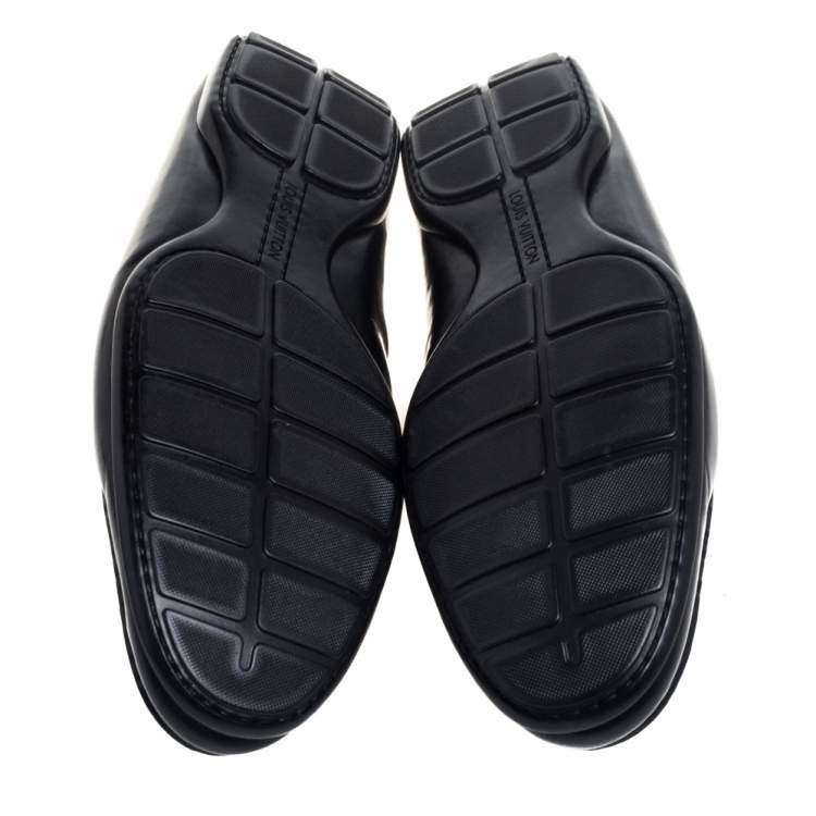 مملوكة مسبقًا Louis Vuitton Black Leather Loafers Size 42.5