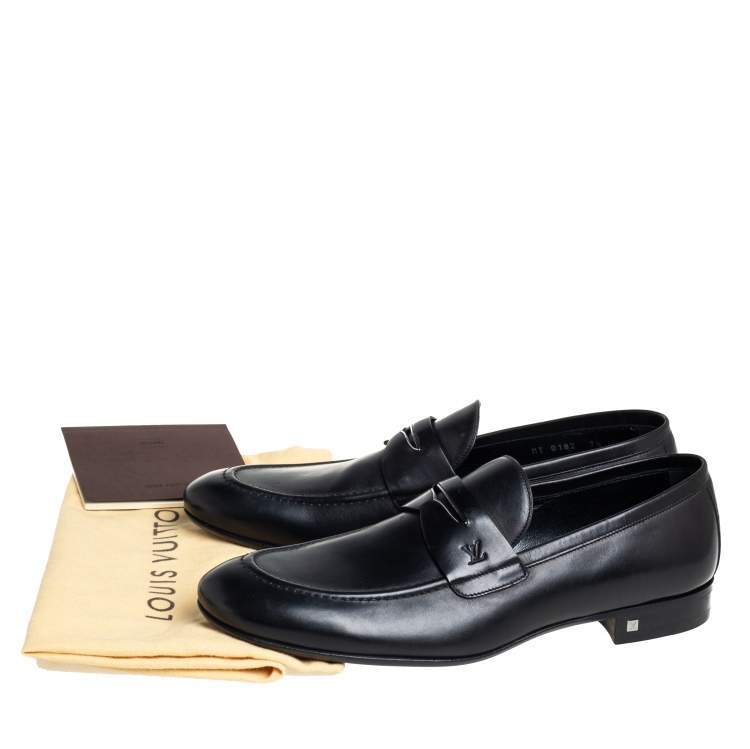 Pre Owned Louis Vuitton Black Leather Santiago Loafers Size 41.5
