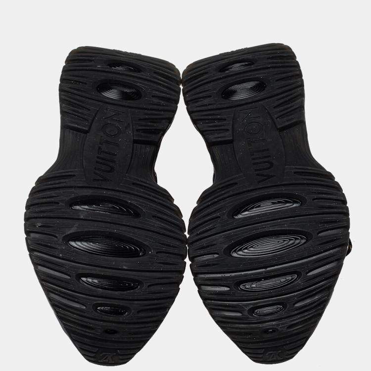Pre Owned Louis Vuitton Black/Brown Monogram Canvas And Mesh Run Away Pulse Sneakers Size 38.5