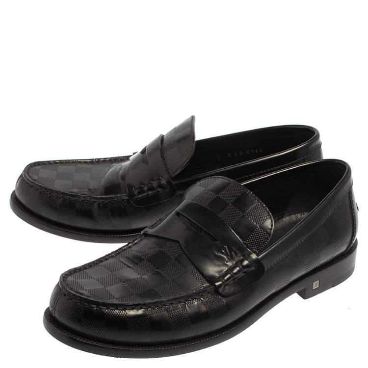 Pre Owned  Louis Vuitton Black Damier Santiago Loafers Size 41