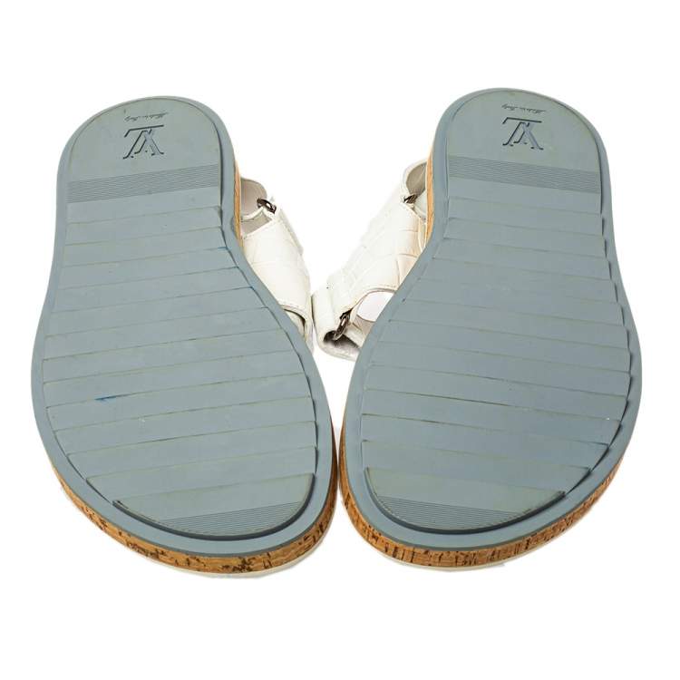 Pre Owned Louis Vuitton White Croc Embossed Leather Flat Slingback Sandals Size 40