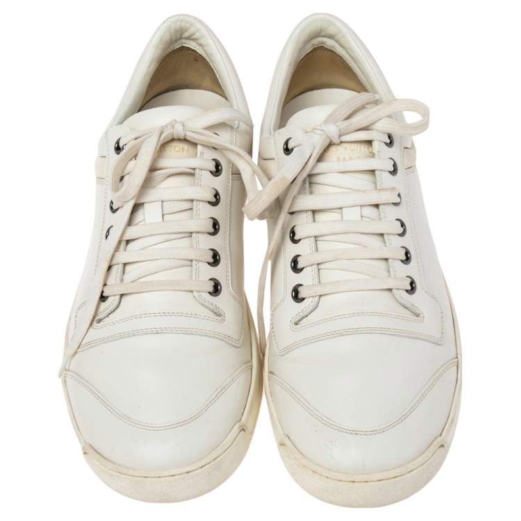 Pre Owned Louis Vuitton White Leather  Low Top Sneakers Size 42