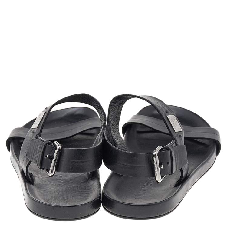 مملوكة مسبقًا Louis Vuitton Black Leather Flat Sandals Size 43