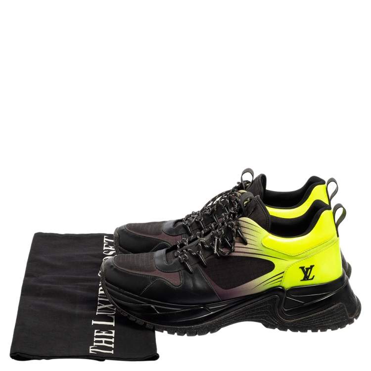 مملوكة مسبقًا Louis Vuitton Black/Green Leather and Mesh Run Away Pulse Sneakers Size 44.5