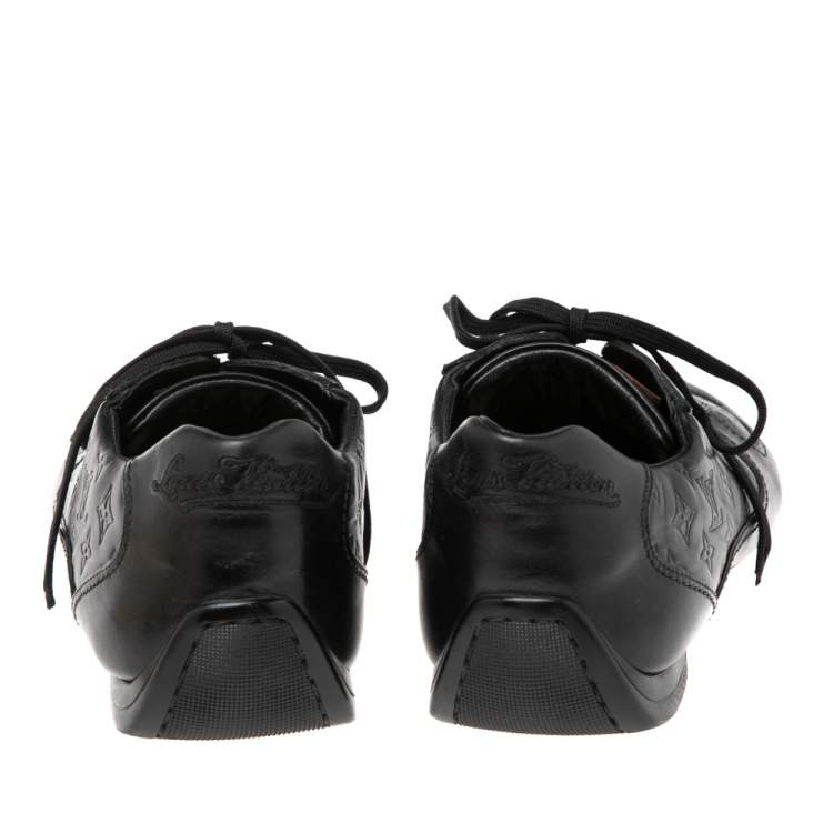 مملوكة مسبقًا Louis Vuitton Black Monogram Embossed Leather Lace Up Sneakers Size 44.5