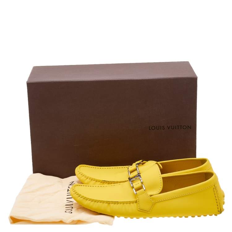 Pre Owned Louis Vuitton Yellow Leather Hockenheim Slip On Loafers Size 42.5