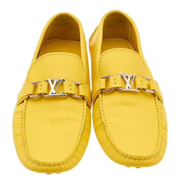 Pre Owned Louis Vuitton Yellow Leather Hockenheim Slip On Loafers Size 42.5