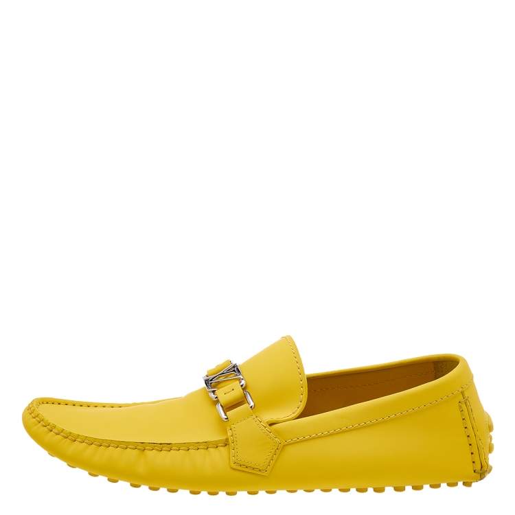 Pre Owned Louis Vuitton Yellow Leather Hockenheim Slip On Loafers Size 42.5