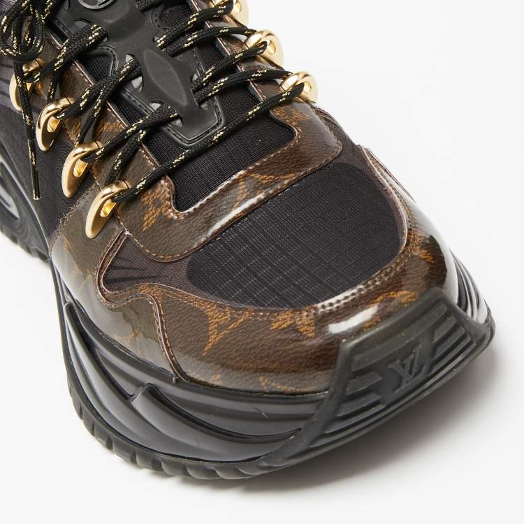 Pre Owned Louis Vuitton Black/Brown Monogram Canvas and Mesh Run Away Pulse Sneakers Size 41.5