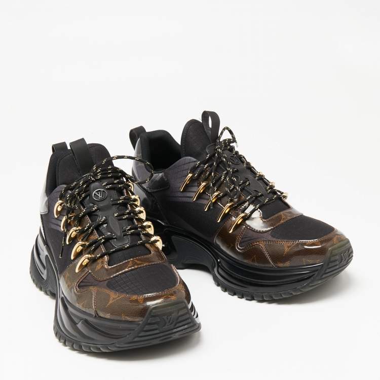 Pre Owned Louis Vuitton Black/Brown Monogram Canvas and Mesh Run Away Pulse Sneakers Size 41.5