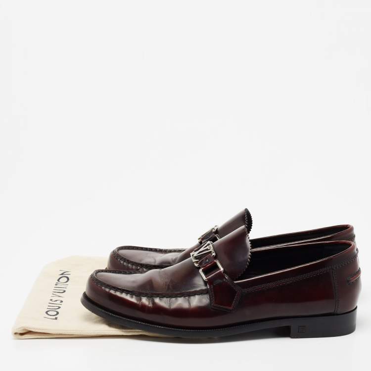 Pre Owned Louis Vuitton Burgundy Patent  Leather Major loafers Size 41.5