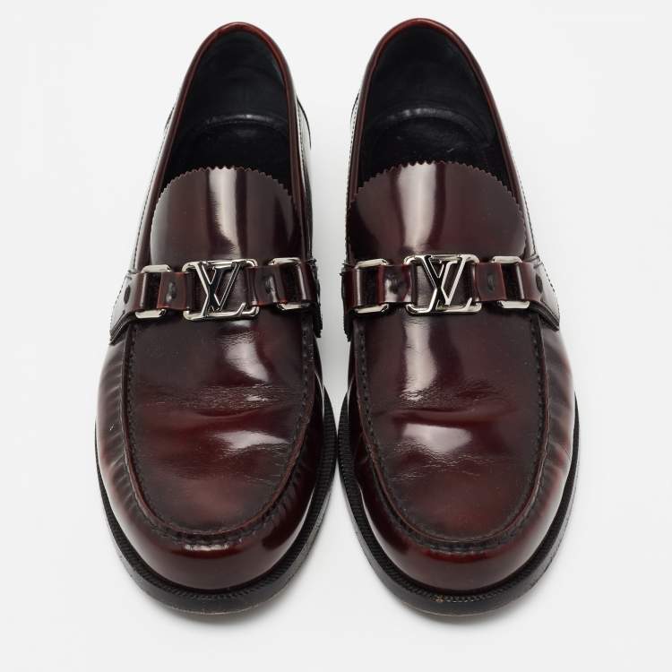 Pre Owned Louis Vuitton Burgundy Patent  Leather Major loafers Size 41.5