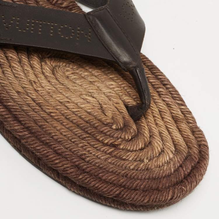 مملوكة مسبقًا Louis Vuitton Brown Leather Thong Flats Size 43
