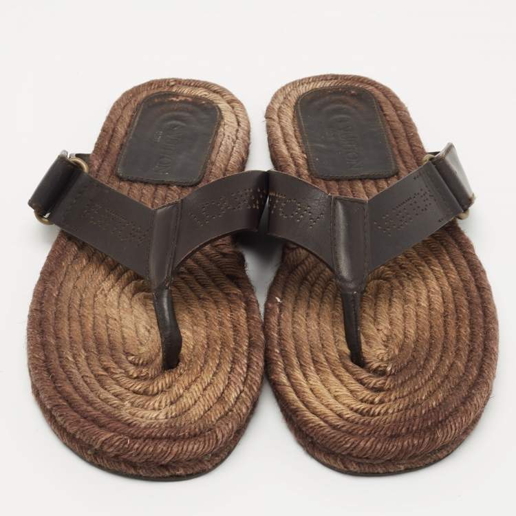 مملوكة مسبقًا Louis Vuitton Brown Leather Thong Flats Size 43
