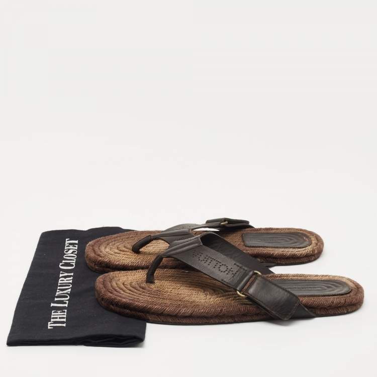 مملوكة مسبقًا Louis Vuitton Brown Leather Thong Flats Size 43