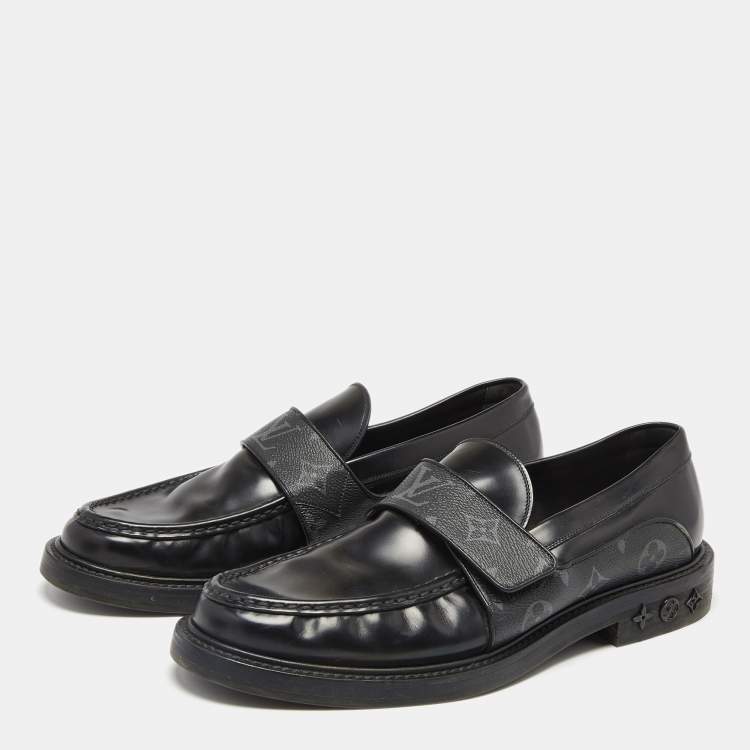 مملوكة مسبقًا Louis Vuitton Black Monogram Canvas and Leather Loafers Size 42