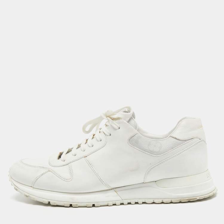 Louis Vuitton Run Away White Monogram Canvas Sneaker Leather Cloth  ref.749962 - Joli Closet