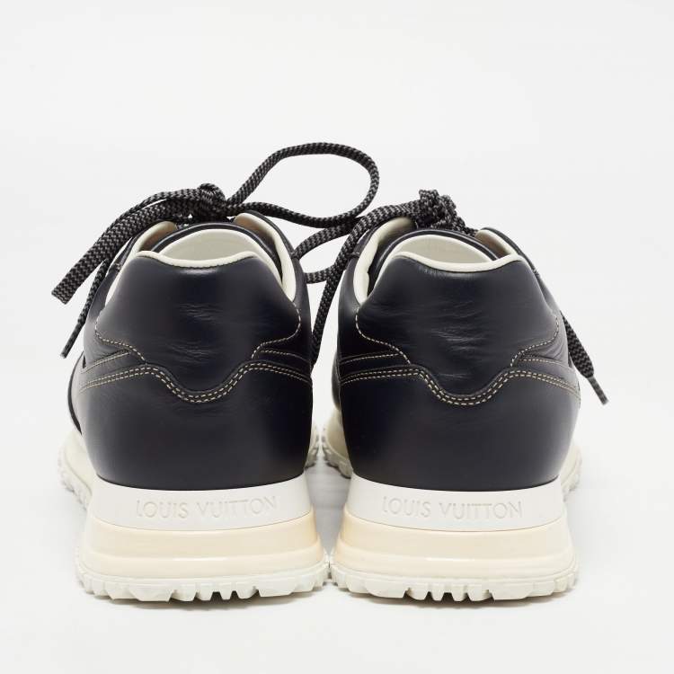 مملوكة مسبقًا Louis Vuitton Navy Blue Leather Runaway Sneakers Size 39.5