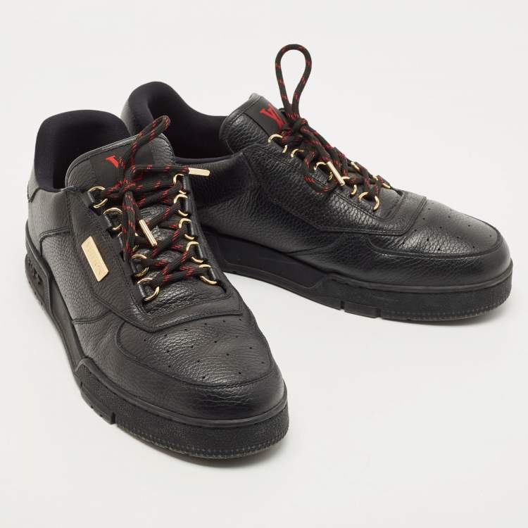 Pre Owned Louis Vuitton Black Leather Low Top Sneakers Size 43