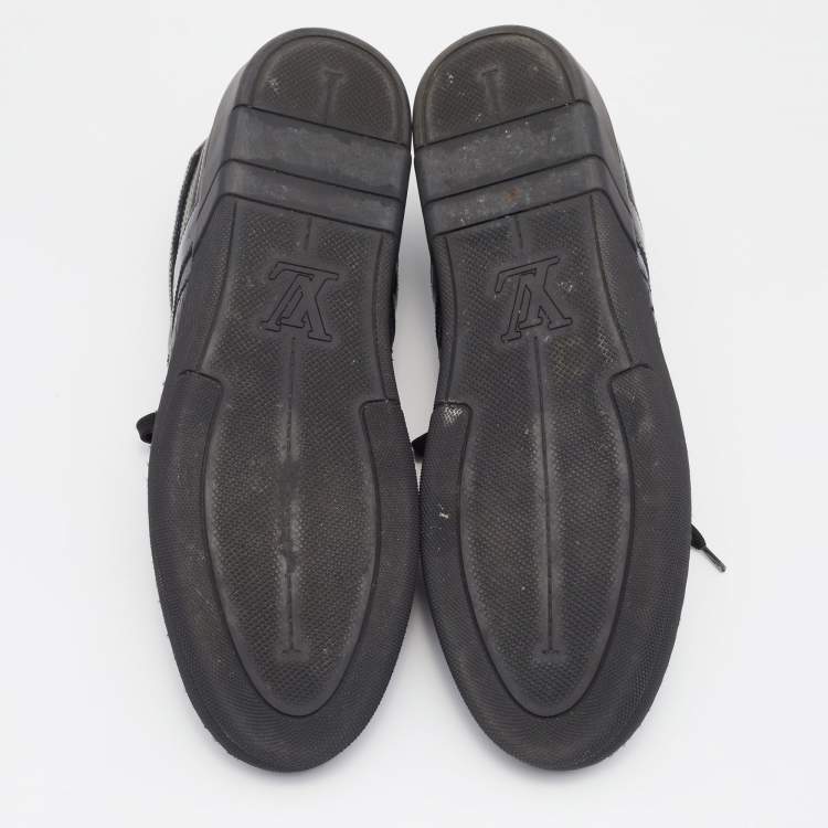 مملوكة مسبقًا Louis Vuitton Black Patent Leather and Python Low Top Sneakers Size 43