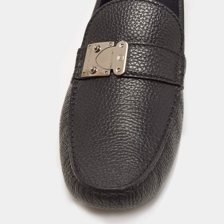 مملوكة مسبقًا Louis Vuitton Black Leather Slip On Loafers Size 43.5