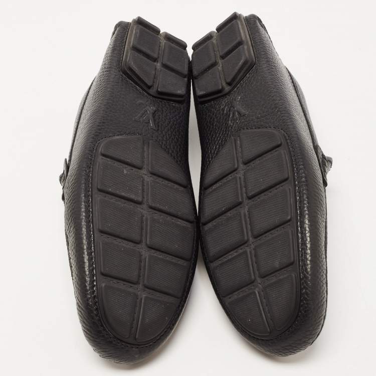 مملوكة مسبقًا Louis Vuitton Black Leather Slip On Loafers Size 43.5