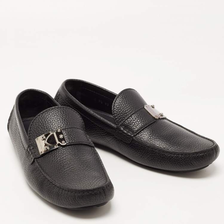 مملوكة مسبقًا Louis Vuitton Black Leather Slip On Loafers Size 43.5