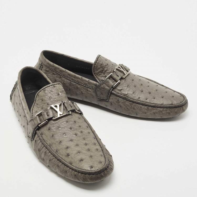 مملوكة مسبقًا Louis Vuitton Grey Ostrich Leather Hockenheim Loafers Size 42