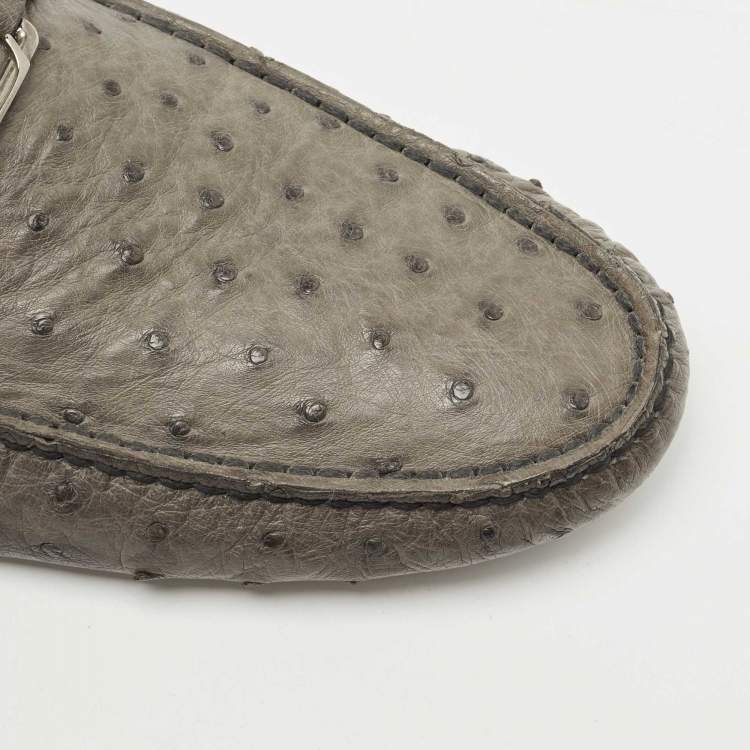 مملوكة مسبقًا Louis Vuitton Grey Ostrich Leather Hockenheim Loafers Size 42