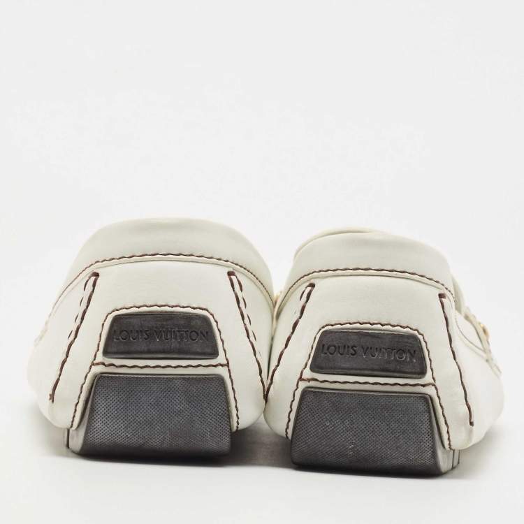 مملوكة مسبقًا Louis Vuitton White Leather Monte Carlo Slip On Loafers Size 45
