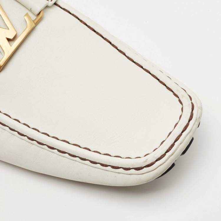 مملوكة مسبقًا Louis Vuitton White Leather Monte Carlo Slip On Loafers Size 45