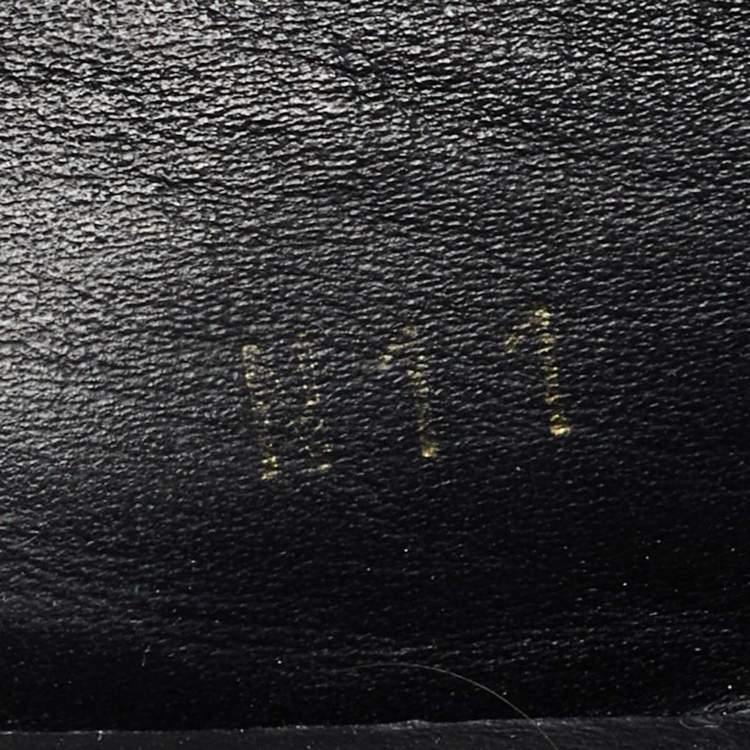 مملوكة مسبقًا Louis Vuitton Black Leather Penny Loafers Size 45