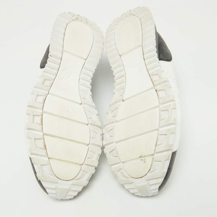 Pre Owned Louis Vuitton Grey/White Monogram Canvas Run Away Sneakers Size 41