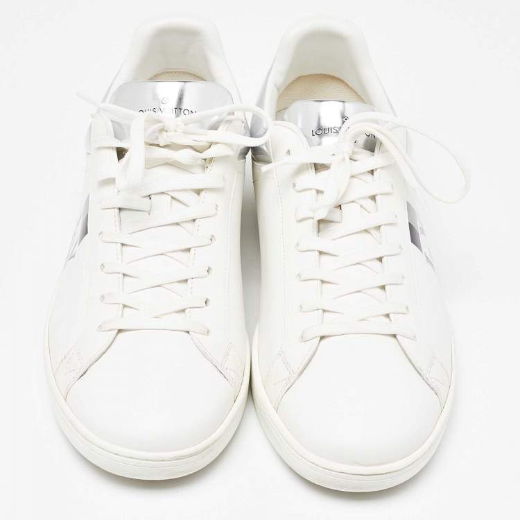 مملوكة مسبقًا Louis Vuitton White/Silver Leather Luxembourg Sneakers Size 42